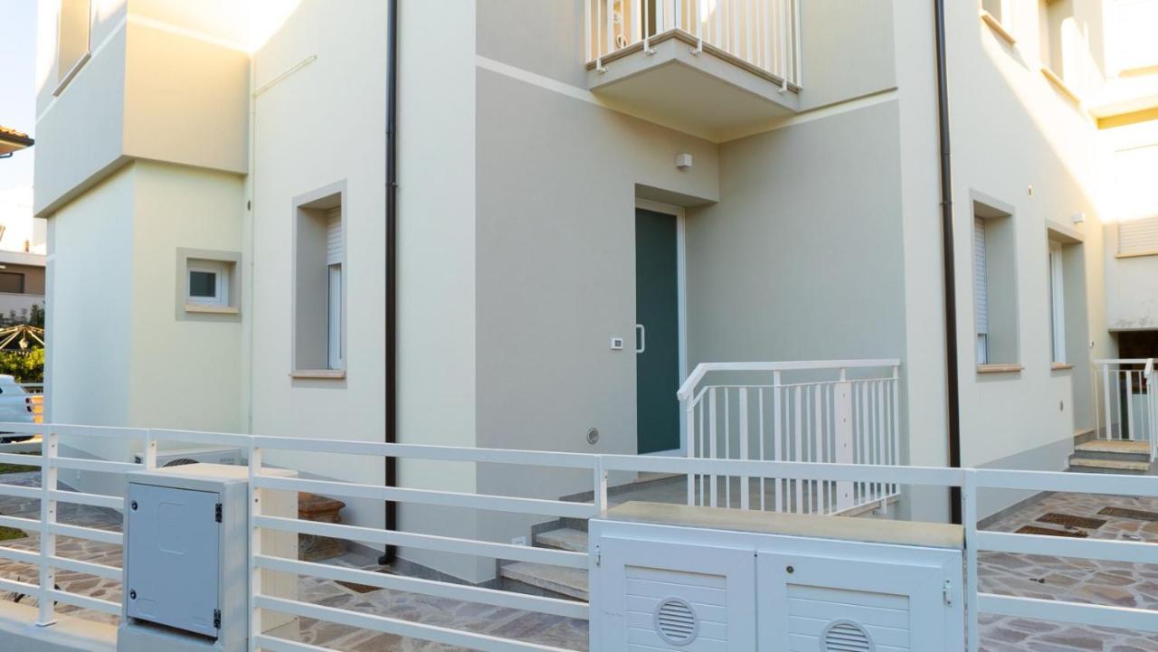 Villino Cavour Apartment Rimini Exterior photo